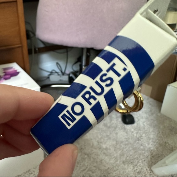 Hey Harper size Mini Gold Hoop Earrings NIB - Picture 2 of 3